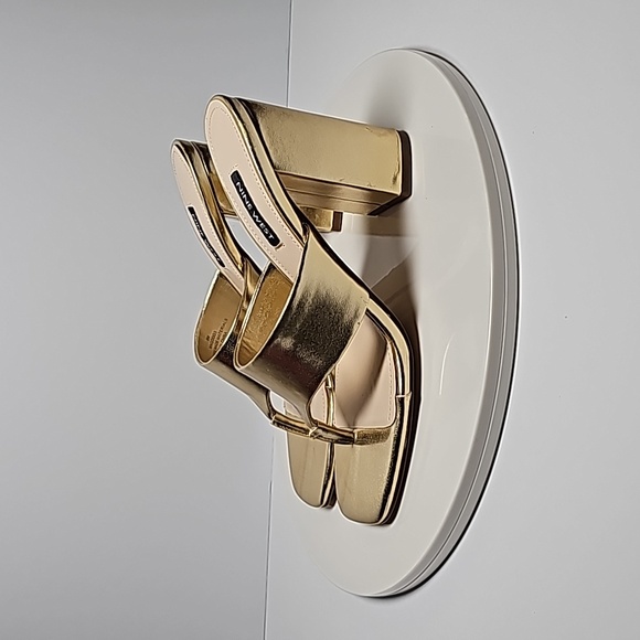 Nine West Gogo Thong Sandals Slides Block Heels Shoes Square Open Toe Gold 6 - Picture 9 of 15